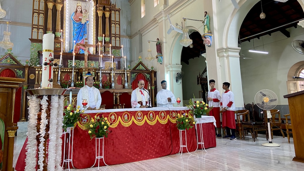 Bishop Gerald Isaac Lobo Begins Pastoral Visit at Our Lady of Miracles Cathedral, Kallianpur